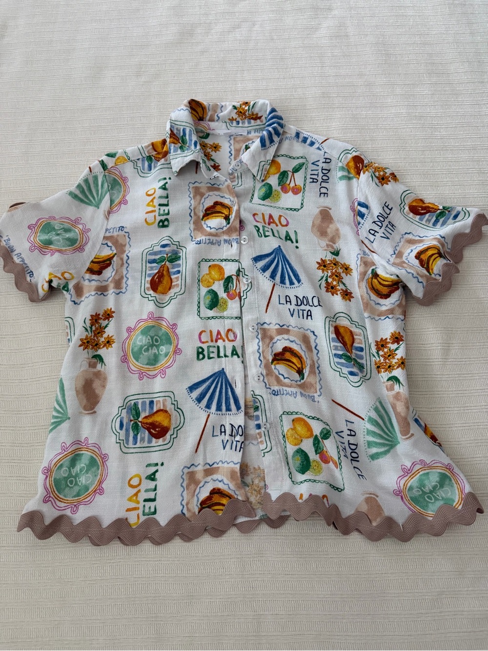 Jane and Delancey White Button-Front Shirt with Multicolor Italian Motifst